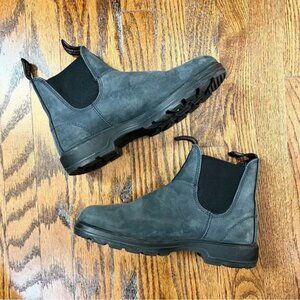 Blundstone Chelsea suede boots in grey